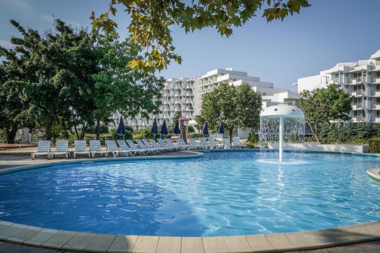 Hotel Sandy Beach Албена Екстер'єр фото